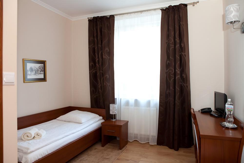 Hotel Srodmiejski Kielce Dış mekan fotoğraf