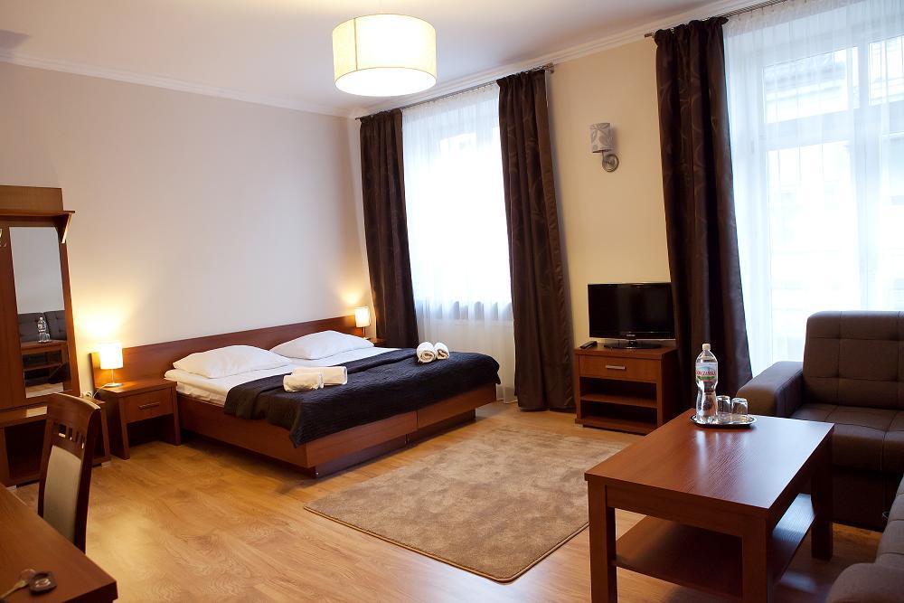 Hotel Srodmiejski Kielce Dış mekan fotoğraf
