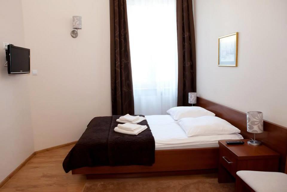 Hotel Srodmiejski Kielce Dış mekan fotoğraf