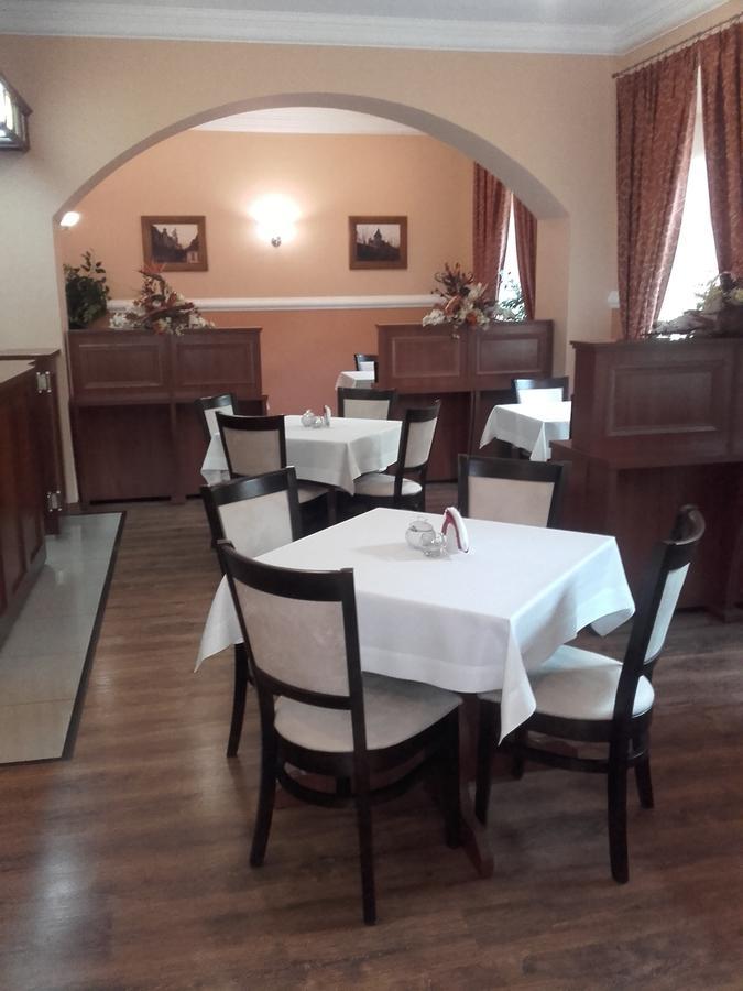 Hotel Srodmiejski Kielce Dış mekan fotoğraf