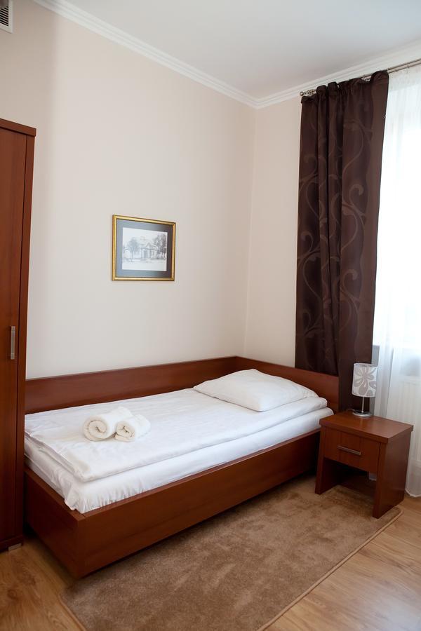 Hotel Srodmiejski Kielce Dış mekan fotoğraf